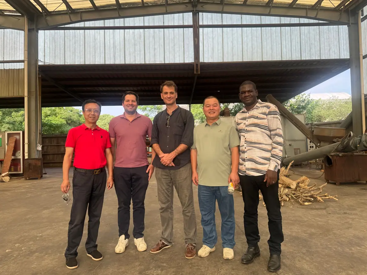 International client visit at a Tongao facility