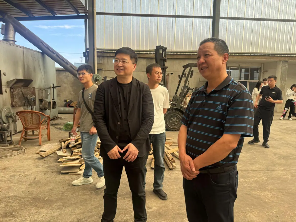 International client visit at a Tongao facility